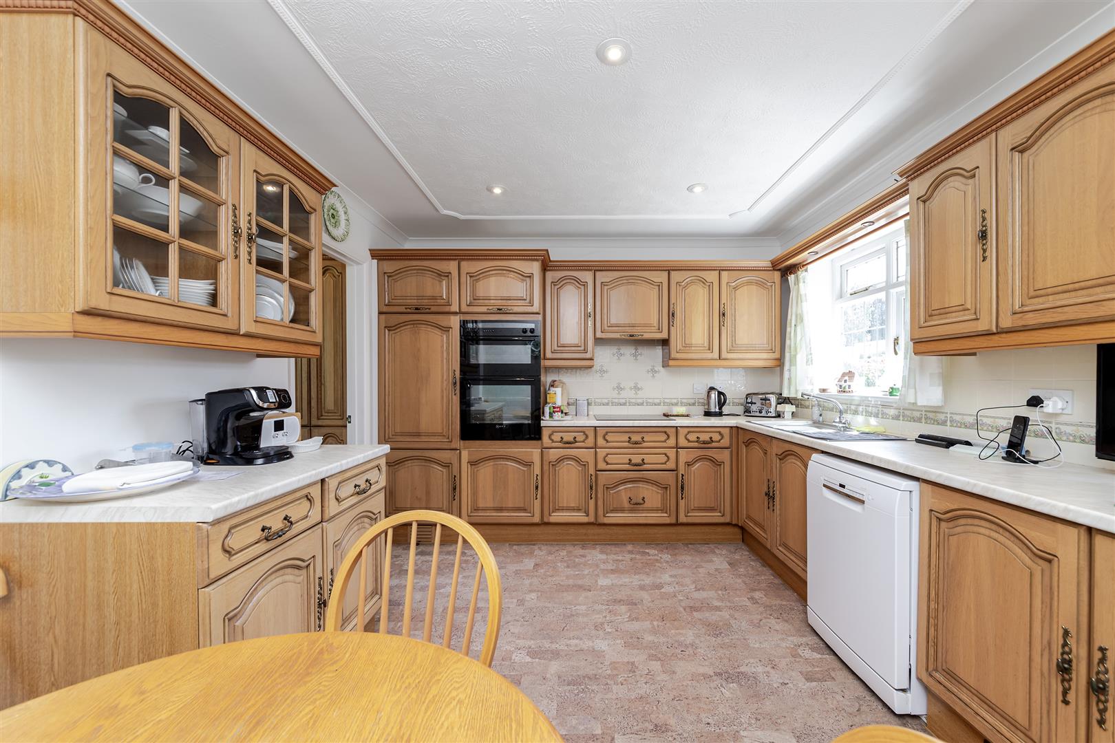 Beech Way, Wheathampstead, St. Albans - photo 8